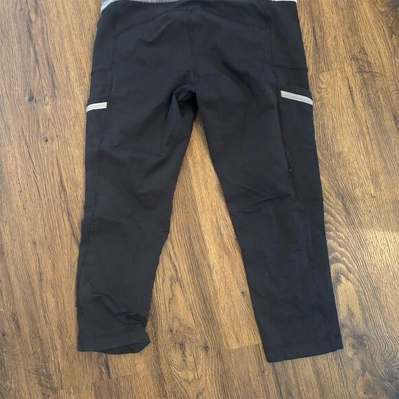 Lululemon Women's M Black Tie-Dye Reflective Capri Leggings w/ Pockets - Picture 8 of 13